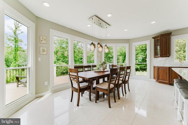 9772 THORN BUSH DR, Fairfax Station, VA 22039