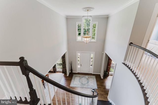 9772 THORN BUSH DR, Fairfax Station, VA 22039