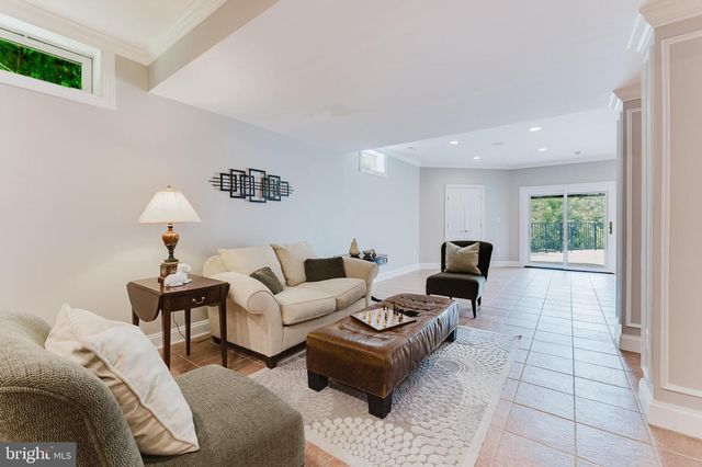 9772 THORN BUSH DR, Fairfax Station, VA 22039