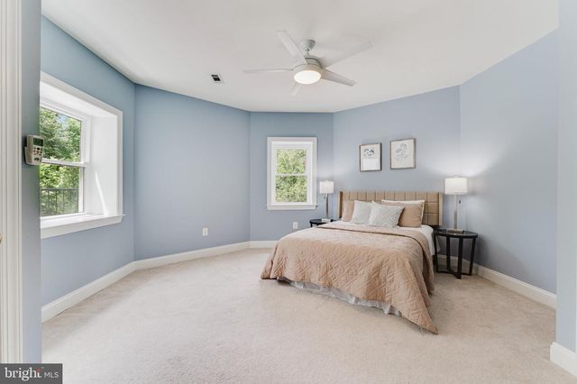 9772 THORN BUSH DR, Fairfax Station, VA 22039