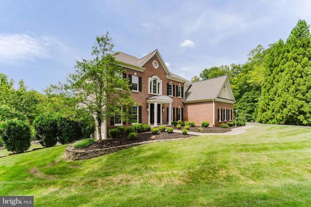 9772 THORN BUSH DR, Fairfax Station, VA 22039