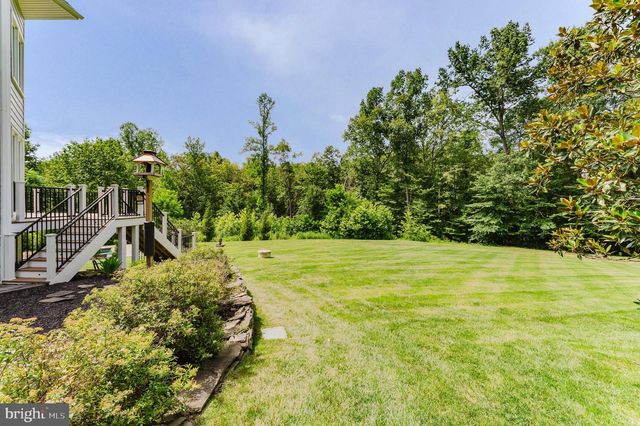9772 THORN BUSH DR, Fairfax Station, VA 22039
