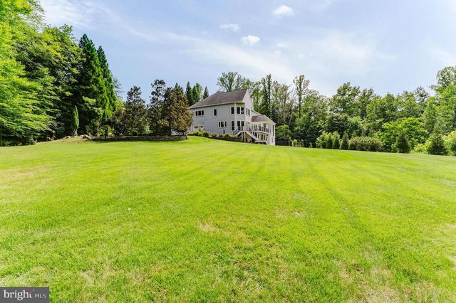 9772 THORN BUSH DR, Fairfax Station, VA 22039