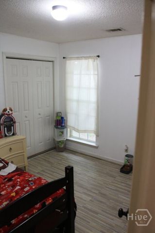 48 W Beaver Lane, Midway, GA 31320