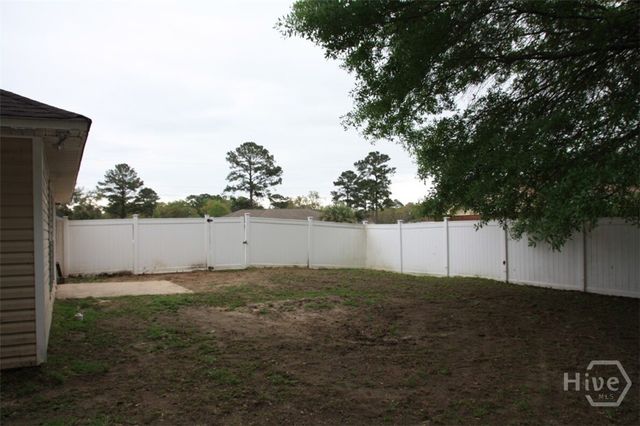 48 W Beaver Lane, Midway, GA 31320