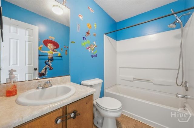 48 W Beaver Lane, Midway, GA 31320