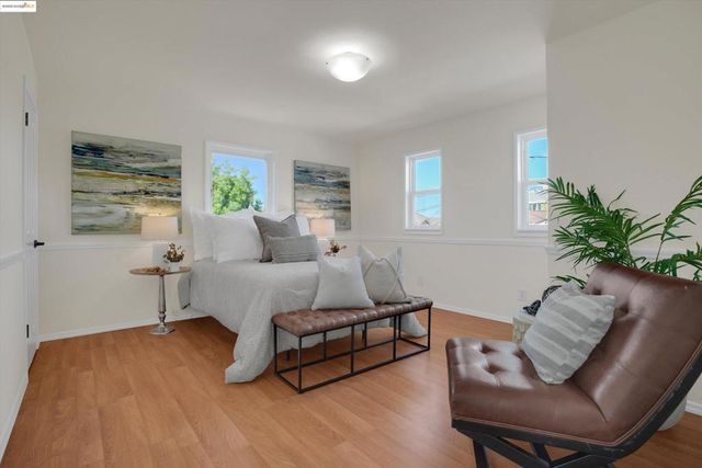 1821 Grand St, Alameda, CA 94501