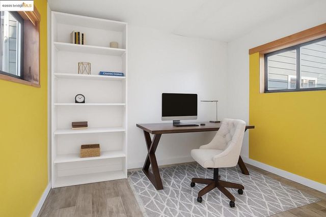 1821 Grand St, Alameda, CA 94501