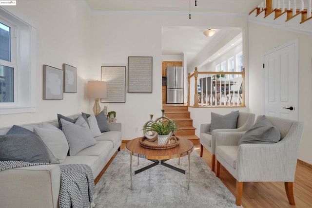 1821 Grand St, Alameda, CA 94501