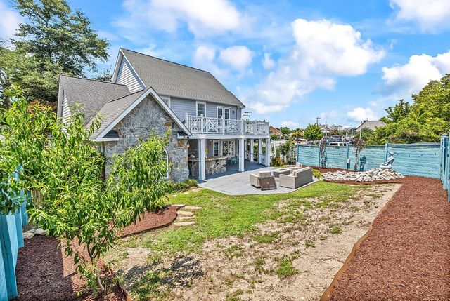 808 46th Ave. S, North Myrtle Beach, SC 29582
