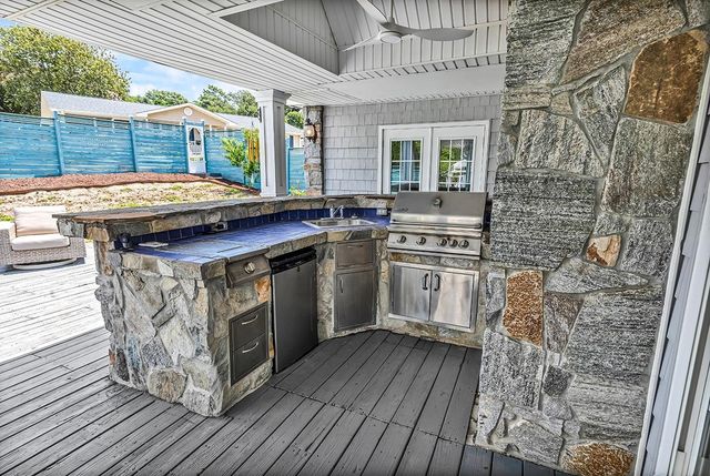 808 46th Ave. S, North Myrtle Beach, SC 29582