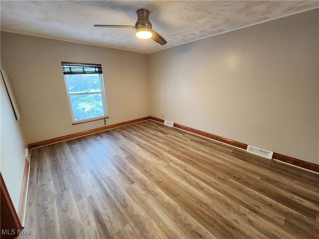 2452 Bromley Road, University Heights, OH 44118