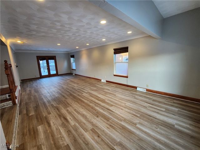 2452 Bromley Road, University Heights, OH 44118