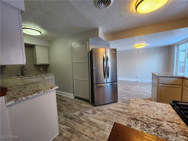 2452 Bromley Road, University Heights, OH 44118