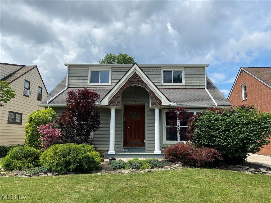2452 Bromley Road, University Heights, OH 44118