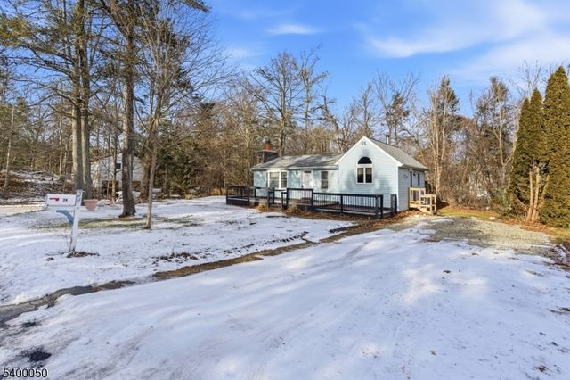 24 Caldwell Rd, West Milford Twp., NJ 07421