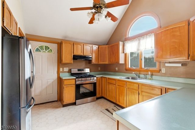 24 Caldwell Rd, West Milford Twp., NJ 07421