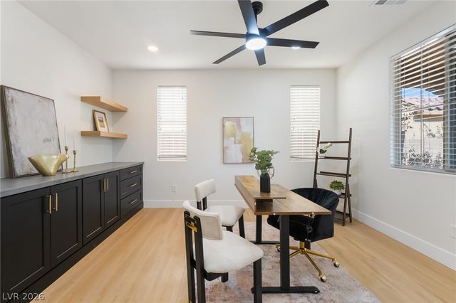 8584 South Garnet Lake Avenue, Las Vegas, NV 89113