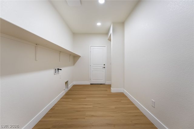 8584 South Garnet Lake Avenue, Las Vegas, NV 89113