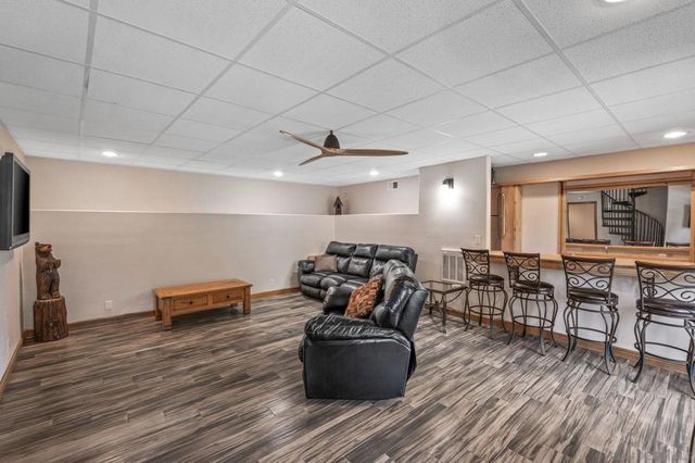 27720 Saunders Meadow Rd, Idyllwild, CA 92549