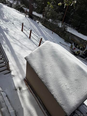 27720 Saunders Meadow Rd, Idyllwild, CA 92549