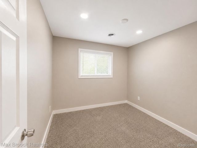 11418 Yosemite Street, Detroit, MI 48204