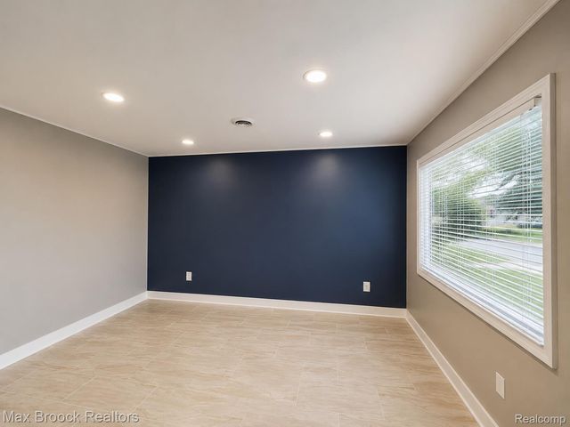 11418 Yosemite Street, Detroit, MI 48204