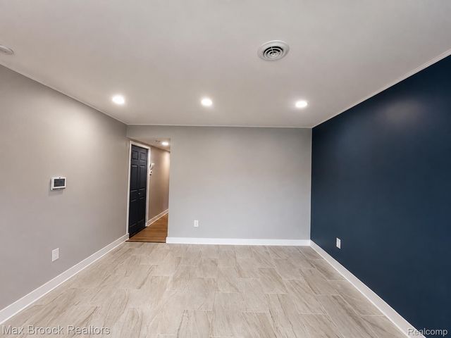 11418 Yosemite Street, Detroit, MI 48204