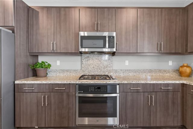 590 Colorado Drive, Rialto, CA 92377
