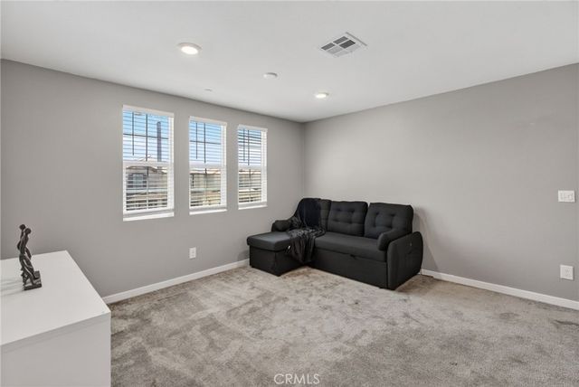 590 Colorado Drive, Rialto, CA 92377
