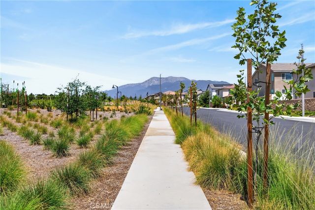 590 Colorado Drive, Rialto, CA 92377
