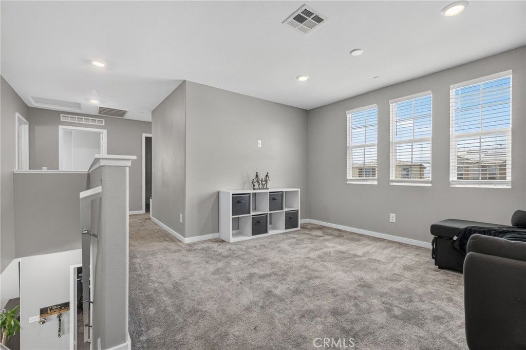 Image 18 of property listing at 590 Colorado Drive, Rialto, CA 92377