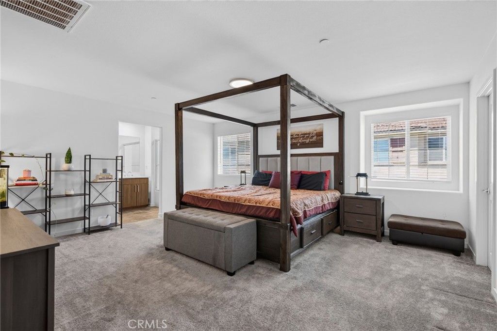 Image 20 of property listing at 590 Colorado Drive, Rialto, CA 92377