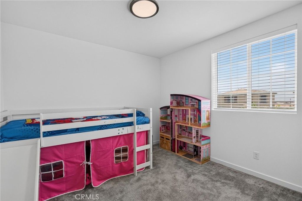 Image 24 of property listing at 590 Colorado Drive, Rialto, CA 92377