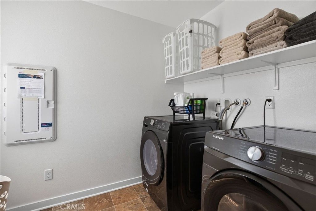 Image 26 of property listing at 590 Colorado Drive, Rialto, CA 92377
