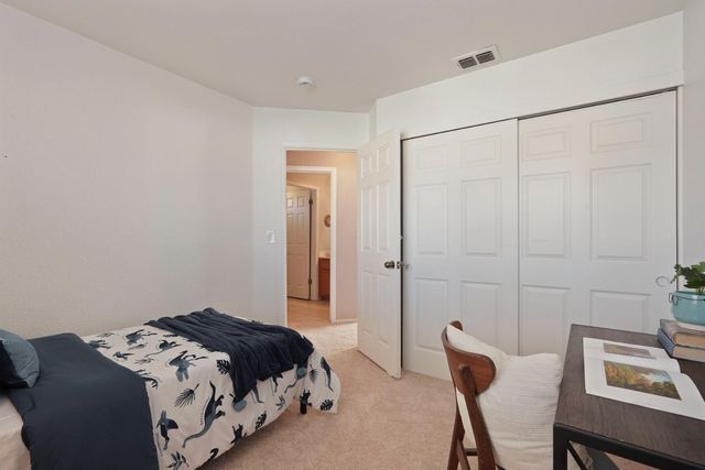 3634 Whispering Creek Cir, Stockton, CA 95219