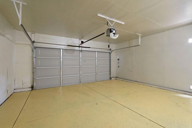 3634 Whispering Creek Cir, Stockton, CA 95219