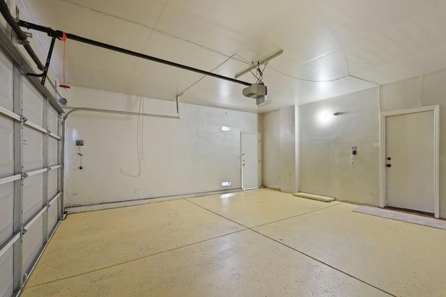 3634 Whispering Creek Cir, Stockton, CA 95219