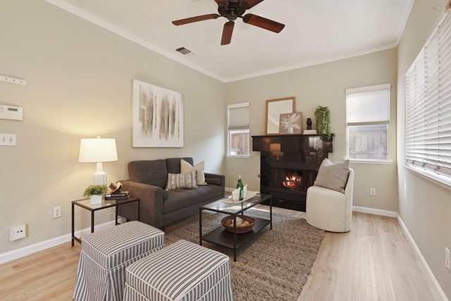 3634 Whispering Creek Cir, Stockton, CA 95219