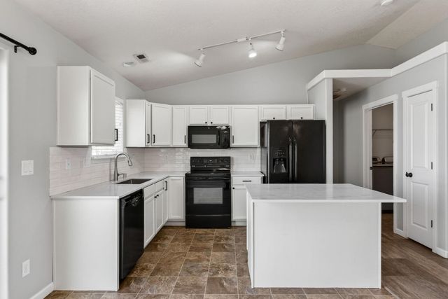 4407 S Mack Rd, Spokane, WA 99224
