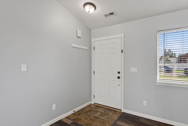 4407 S Mack Rd, Spokane, WA 99224