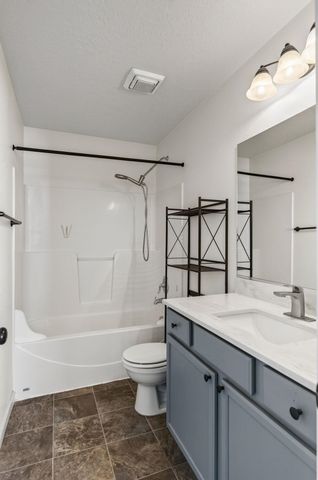 4407 S Mack Rd, Spokane, WA 99224