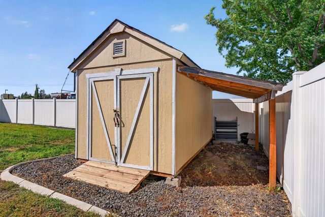 4407 S Mack Rd, Spokane, WA 99224