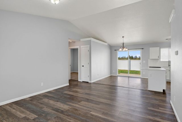 4407 S Mack Rd, Spokane, WA 99224
