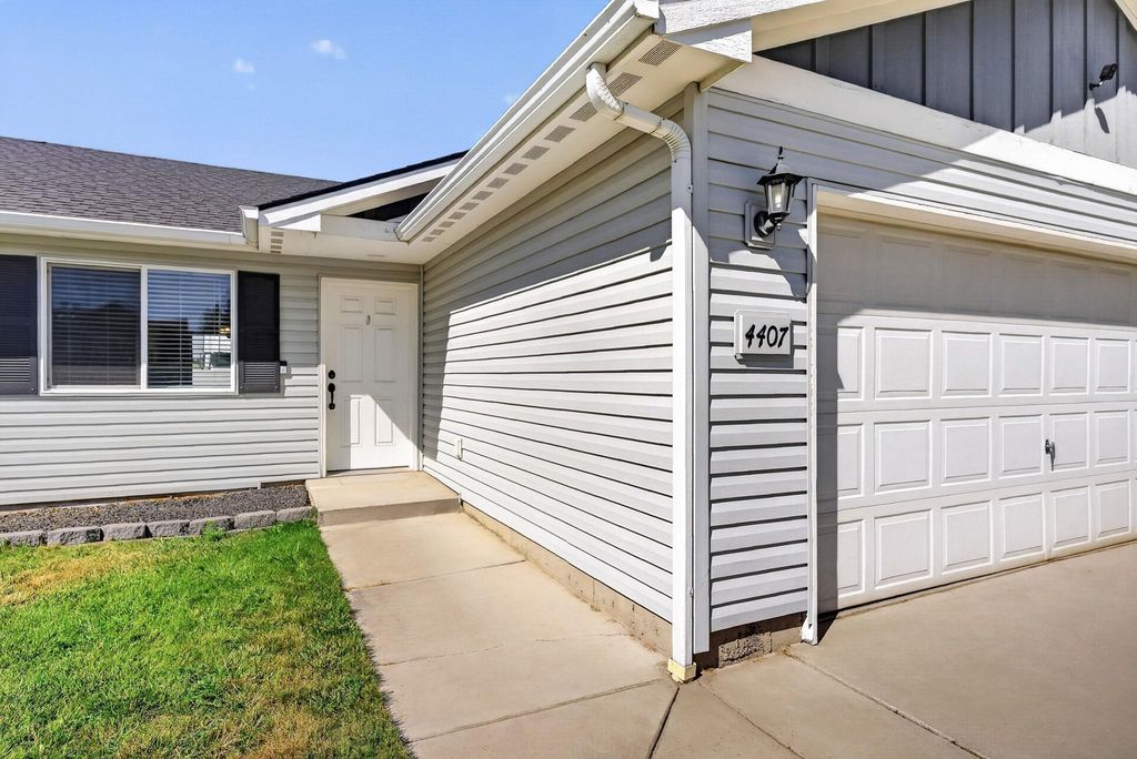 4407 S Mack Rd, Spokane, WA 99224 photo 2