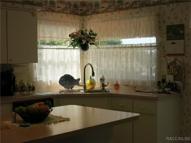 4190 N Stewart Way, Beverly Hills, FL 34465