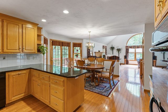 1 Sterling Dr, Hopkinton, MA 01748