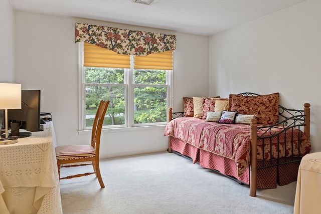 1 Sterling Dr, Hopkinton, MA 01748