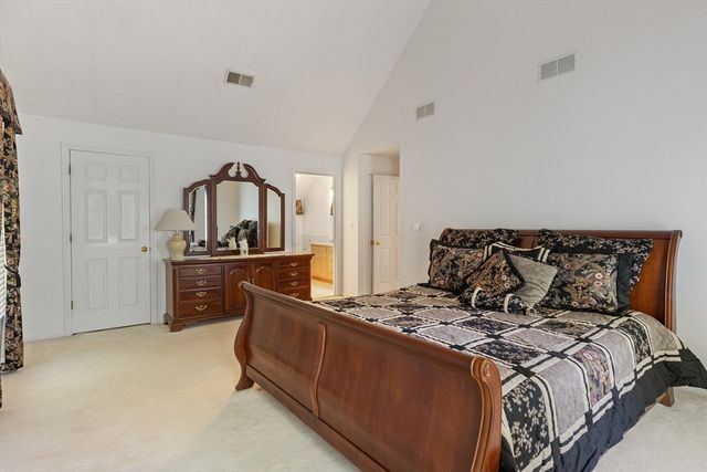 1 Sterling Dr, Hopkinton, MA 01748