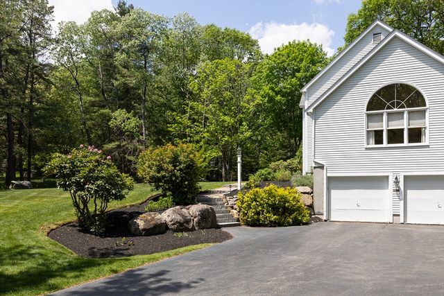 1 Sterling Dr, Hopkinton, MA 01748